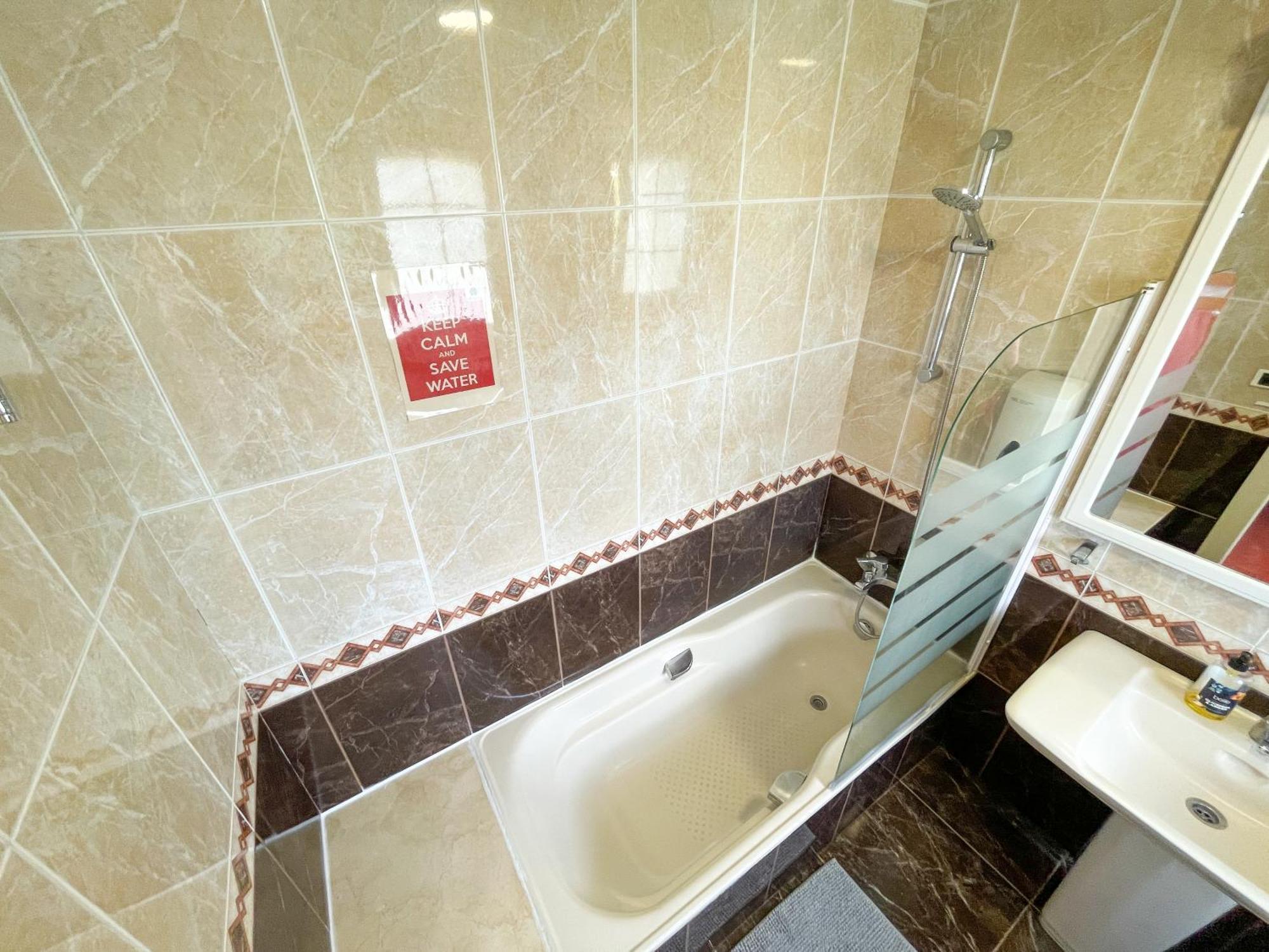Gijon Surf Hostel מראה חיצוני תמונה